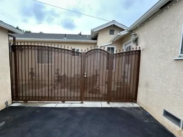 Exterior Gate 2 Big